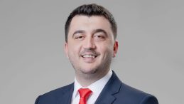 CHP İl&ccedil;e Başkanı &ccedil;ıkan tartışmada bı&ccedil;aklandı: 4 g&ouml;zaltı