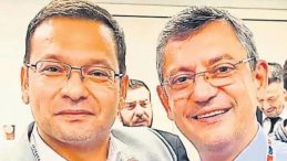 CHP&rsquo;li Başkan'dan Depremzedelere Darbe