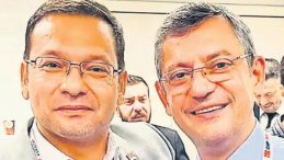 CHP&rsquo;li Başkandan Depremzedelere Darbe İddiası