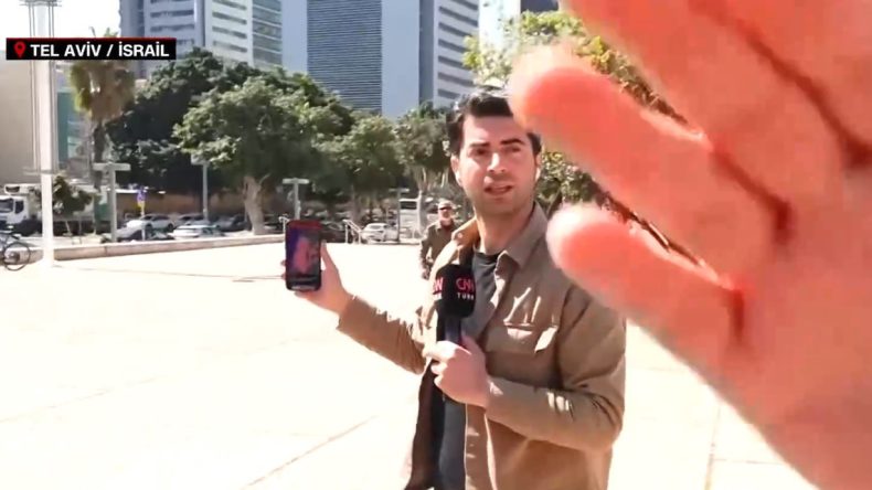CNN T&uuml;rk canlı yayını Tel Aviv'de İsrailli askerlerin m&uuml;dahalesiyle engellendi