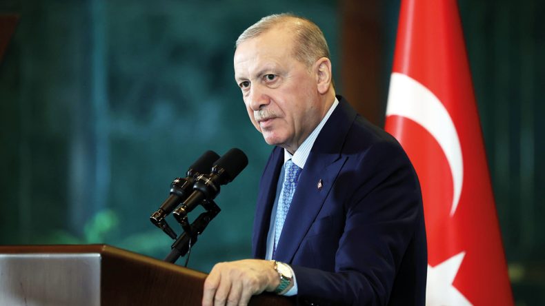 Cumhurbaşkanı Erdoğan iftarda gazetecilerle buluştu… Karalama kampanyalarını sizlerle engelleyeceğiz