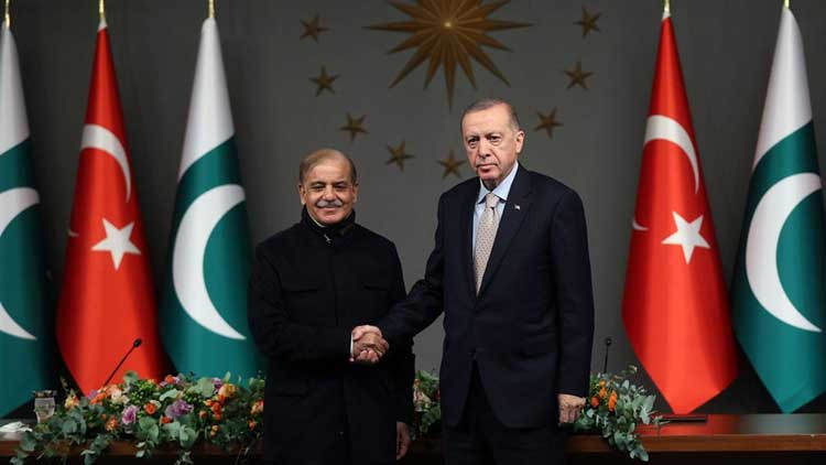 Cumhurbaşkanı Erdoğan, Pakistan Başbakanı Şerif ile g&ouml;r&uuml;şt&uuml;