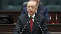Cumhurbaşkanı Erdoğan: Topraklarımıza g&ouml;z diken olursa 'hodri meydan' demekten &ccedil;ekinmeyiz
