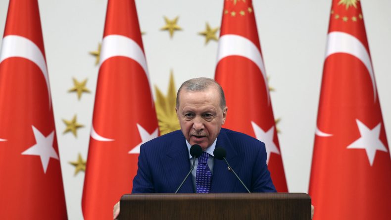 Cumhurbaşkanı Erdoğan: T&uuml;rkiye, herkesin din ve vicdan h&uuml;rriyetine sahip olduğu &ouml;rnek &uuml;lkedir