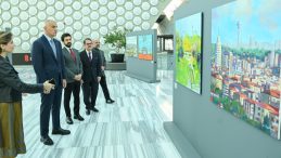 Cumhuriyetin başkenti Ankara&rsquo;nın hafızası tuvale taşındı