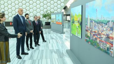 Cumhuriyetin başkenti Ankara&rsquo;nın hafızası tuvale taşındı