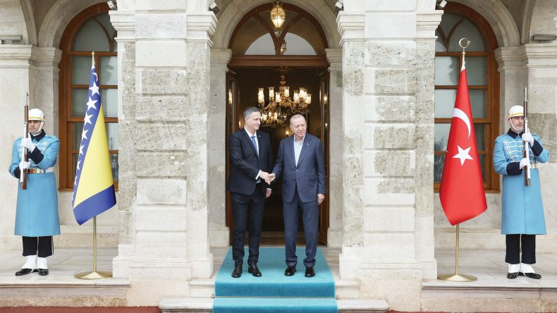 Denis Beciroviç Dolmabahçe’de