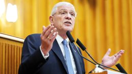 Dervişoğlu Sandık İstedi