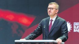 Dezenformasyonla Kesintisiz M&uuml;cadele