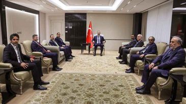 Dışişleri Bakanı Hakan Fidan, B&uuml;y&uuml;kel&ccedil;ileri Kabul Etti
