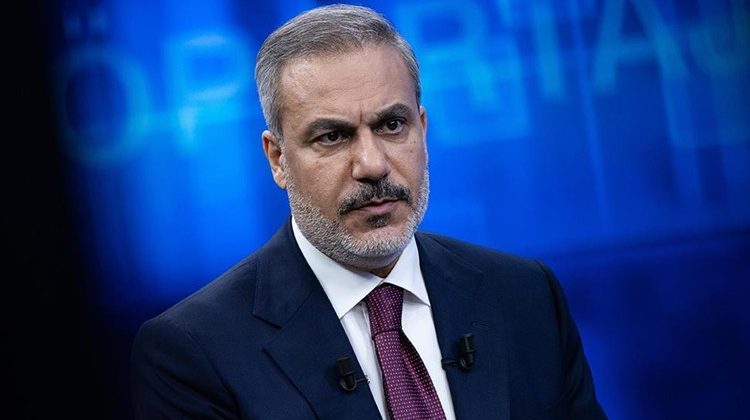 Dışişleri Bakanı Hakan Fidan, IKBY Başbakanı Barzani ile g&ouml;r&uuml;şt&uuml;