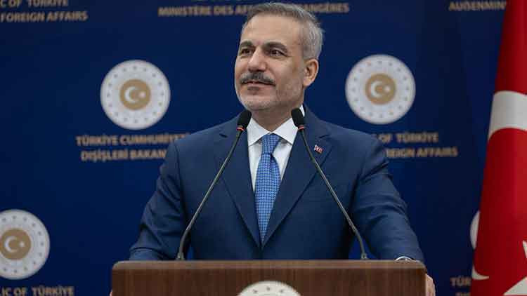 Dışişleri Bakanı Hakan Fidan'dan 'İran' a&ccedil;ıklaması: Gayri resmi diplomasiye a&ccedil;ık olduğunu d&uuml;ş&uuml;n&uuml;yorum