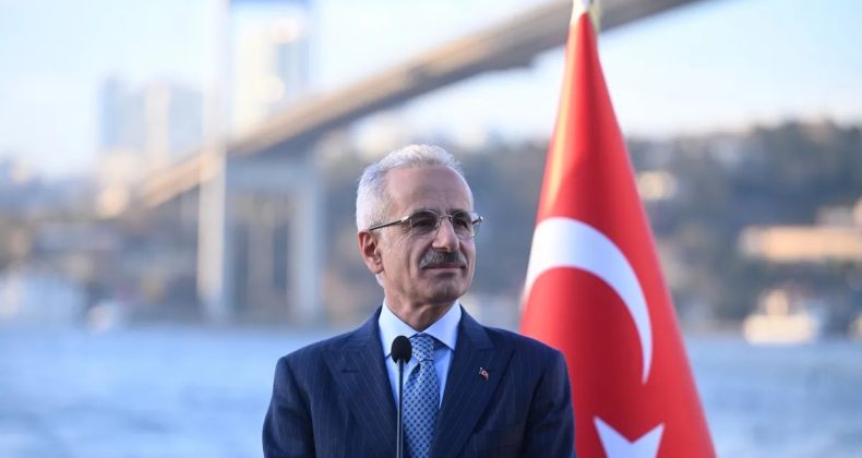 Doğu Akdeniz&rsquo;deki gemi trafiği yerli ve milli sistemle takip edilecek