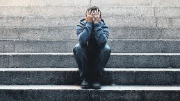 D&uuml;nya Zenginleşiyor, Ruhlar Fakirleşiyor