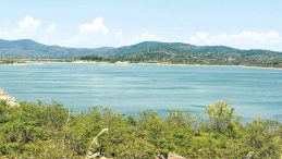 D&uuml;ş&uuml;ş var kriz yok