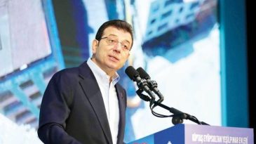 Ekrem İmamoğlu ile mahkeme başkanı arasında gerginlik | İBB&rsquo;nin &ldquo;yolsuzluk&rdquo; davası olaylı başladı