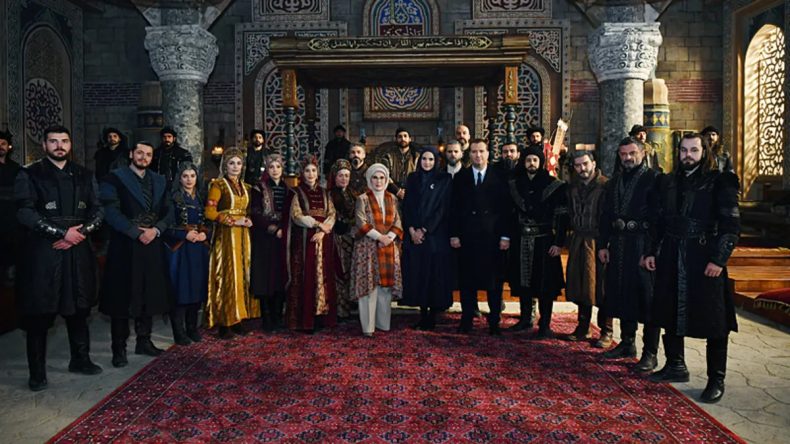 Emine Erdoğan'dan Batı'ya Gazze tepkisi: Soykırımı film izler gibi izlediler
