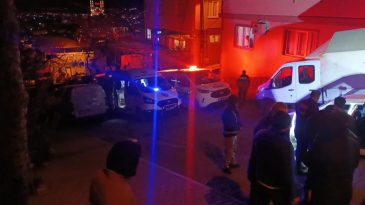 Eski eşinden &ccedil;ocuğunu almaya gitti, eşinin birlikte yaşadığı adam tarafından vuruldu