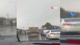 Eskişehir'de 4 aracın karıştığı zincirleme kazada 1 kişi yaralandı