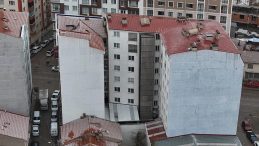 Eskişehir&rsquo;de Kan Donduran Olay: Karısını &Ouml;ld&uuml;rd&uuml;kten Sonra Aşağı Atlamış!