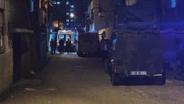 Evin &Ccedil;atı Katında Patlama: 1 &Ouml;l&uuml;