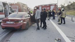 Ey&uuml;psultan'da Zincirleme Kaza: 1 &Ouml;l&uuml;, 1 Yaralı, İki Ş&uuml;pheli G&ouml;zaltına Alındı