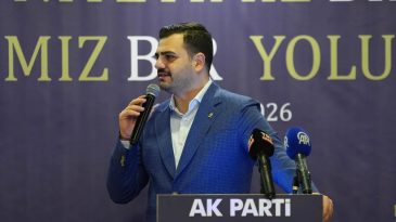 Eyy&uuml;p Kadir İnan: &Ouml;zg&uuml;r &Ouml;zel'in Manisa'nın Problemlerini Konuştuğuna İlişkin Eleştiriler