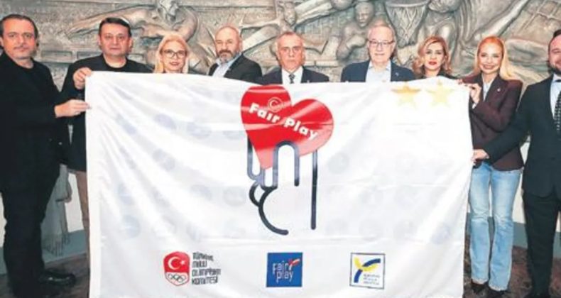 Fair Play Bayrağı F.Bah&ccedil;e&rsquo;ye