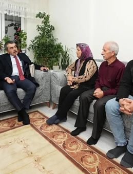 Fatma Nur &ouml;ğretmenin ailesine taziye ziyareti