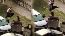 Feci Dayak Kamerada: Kadının Komşuları Sopalarla Aşağı İndi