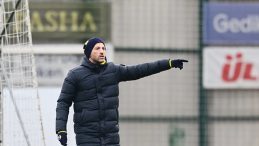 Fenerbah&ccedil;e, Beşiktaş derbisinin hazırlıklarına devam etti