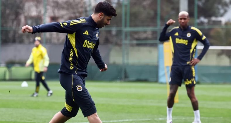 Fenerbah&ccedil;e'de Beşiktaş Derbisi Mesaisi S&uuml;rd&uuml;!