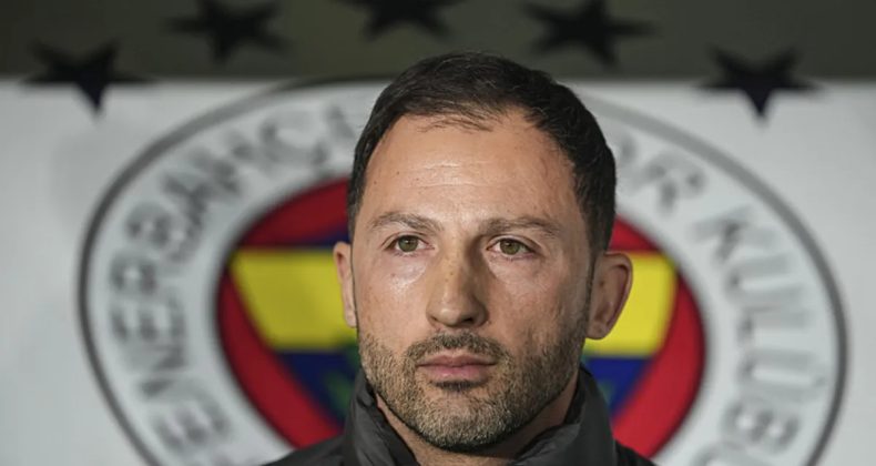 Fenerbah&ccedil;e'de Domenico Tedesco M&uuml;şahede Altına Alındı