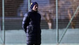 Fenerbah&ccedil;e'de Fatih Karag&uuml;mr&uuml;k Mesaisi Başladı!