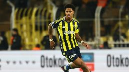 Fenerbah&ccedil;e'de Jayden Oosterwolde dalya yaptı!