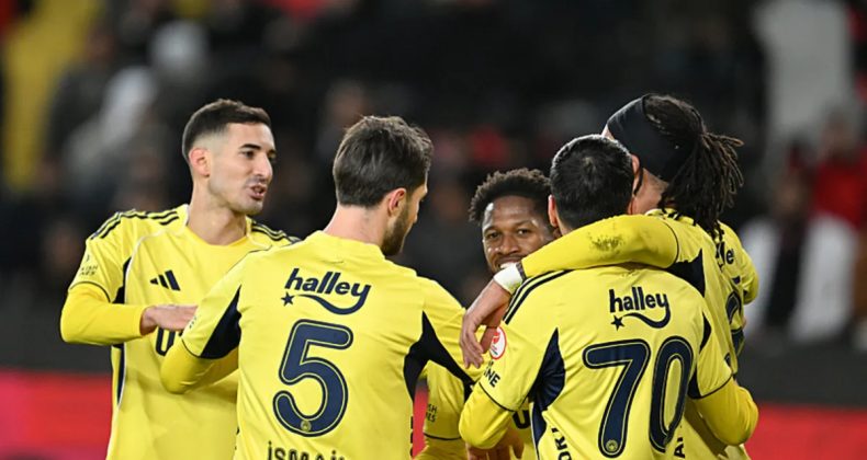 Fenerbah&ccedil;e'ye Yıldız İsimden M&uuml;jde!