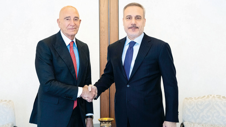 Fidan Barrack ile G&ouml;r&uuml;şt&uuml;