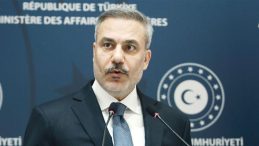 Fidan&rsquo;dan Telefon Diplomasisi