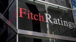 Fitch'ten 'H&uuml;rm&uuml;z' i&ccedil;in yeni senaryo! 1 ay kapalı kalmasına ekonomiler dayanabilir mi?