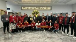Galatasaray Başkanı Dursun &Ouml;zbek depremzedelerle buluştu!