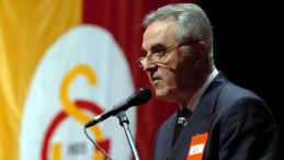 Galatasaray Kul&uuml;b&uuml;, &Ouml;zhan Canaydın'ı Andı!