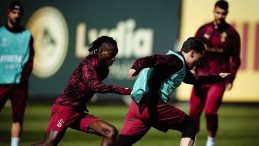 Galatasaray, Liverpool ma&ccedil;ı hazırlıklarına başladı