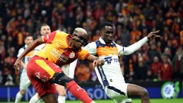 Galatasaray &uuml;st &uuml;ste 8 lig ma&ccedil;ında rakibine &uuml;st&uuml;nl&uuml;k kurdu