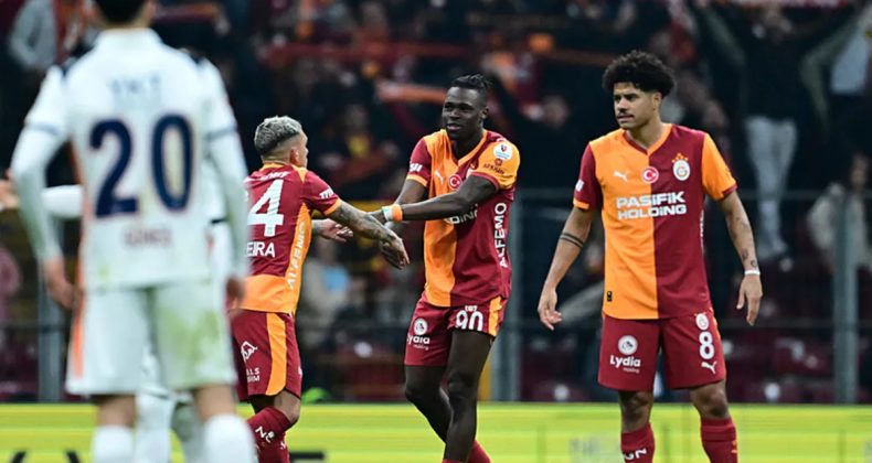 Galatasaray'da Wilfried Singo'dan ilk gol sevinci!