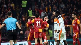 Galatasaray'dan Başakşehir'e karşı S&uuml;per Lig'de 8 ma&ccedil;lık 3 puan serisi!
