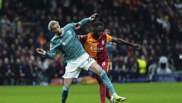 Galatasaray&rsquo;da Davinson Sanchez cezalı duruma d&uuml;şt&uuml;!