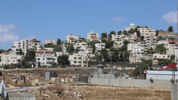 Gasp&ccedil;ı İsrailliler Nablus&rsquo;ta bir kız okuluna baskın d&uuml;zenledi!