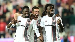 Gaziantep FK, Antalyaspor Deplasmanında Zorlanmadı!