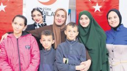 Gazzeli kadınlar acılara rağmen ayakta