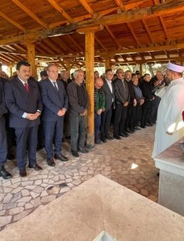 Ge&ccedil;irdiği trafik kazasında &ouml;len uzman onbaşı t&ouml;renle toprağa verildi